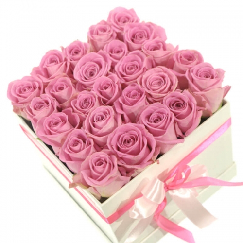 25 роз в коробке "Розалия"